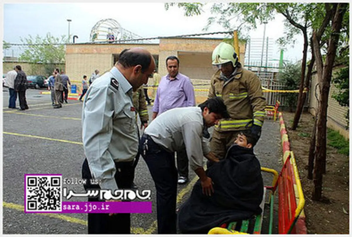 ریزش حیاط مدرسه، ۳ دانش‌آموز تهرانی را بلعید/تصاویر