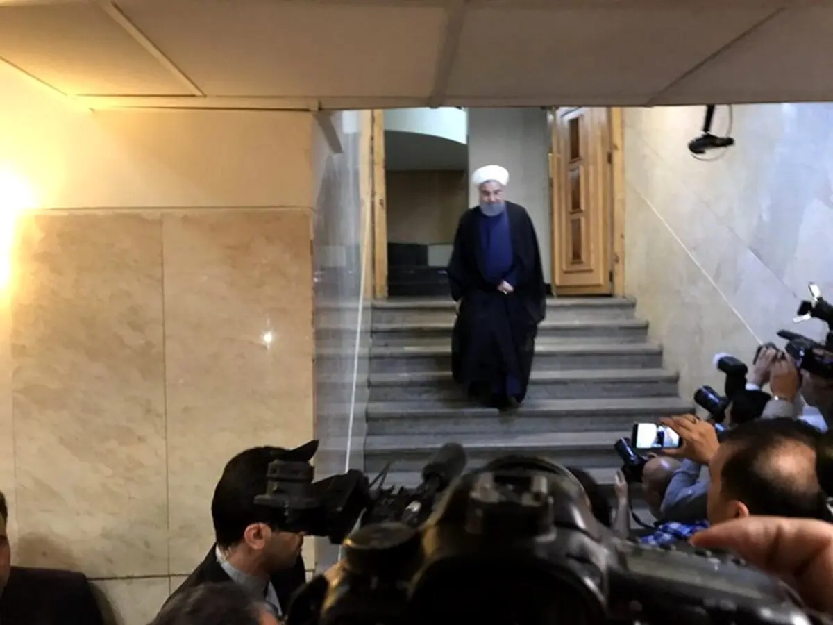 حضور روحانی در ستاد انتخابات کشور/عکس