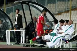 صحنه قهر مهاجم پرسپولیس/عکس