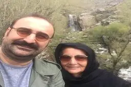 تصویری از بهبود فریبا در کنار مادرش