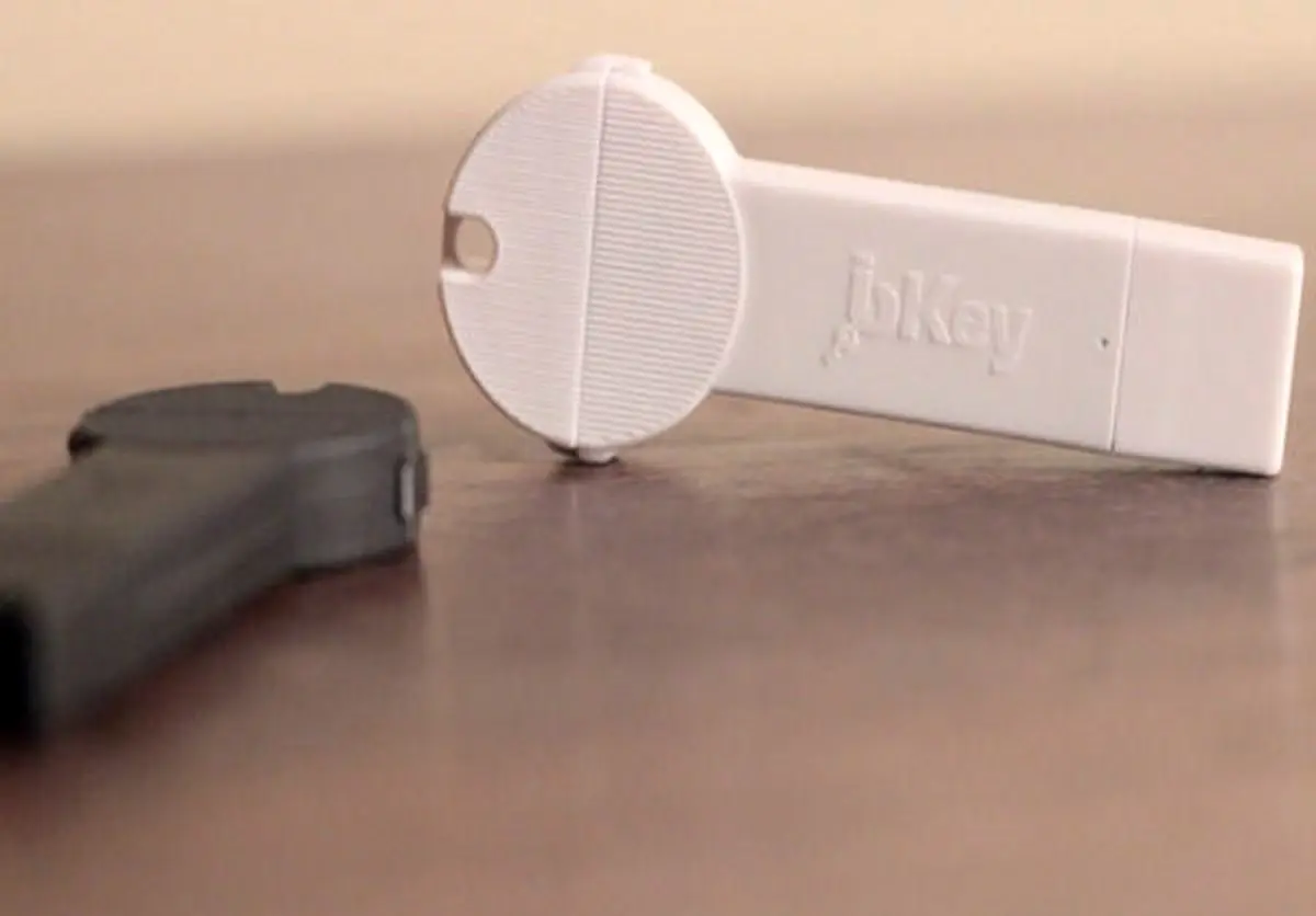 پرسرعت ترین شارژ کننده تلفن همراه+ عکس