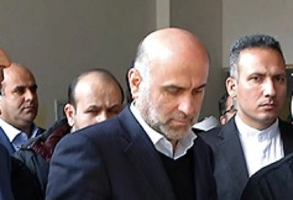 دلایل بازداشت اکبر طبری؛ اعمال نفوذ در پرونده‌ها و بعضی روابط ناثواب!