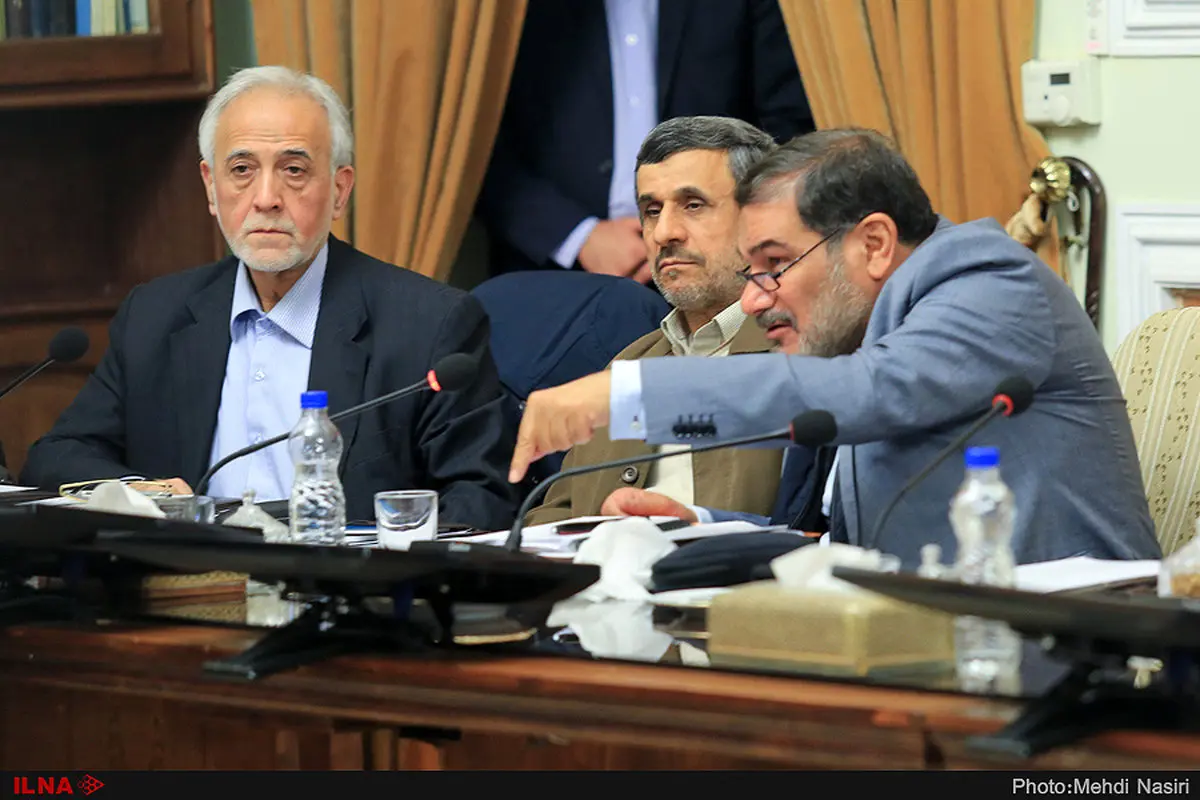 محمود احمدی نژاد آفتابی شد/عکس