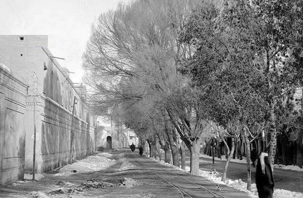 خیابان ناصرخسرو در دوران قاجاریه