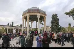 آرامگاه حافظ در ایام نوروز/ تصاویر