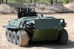 ربات‌های مجهز روسی به جنگ تروریست‌ها می‌روند!+ تصاویر