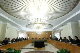 تصاویری از جلسه بدون لبخند هیات دولت