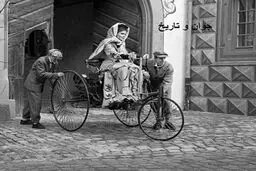 اولین زنی که بنز سوار شد (عکس)