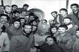 کارگران در محضر امام خمینی/ عکس