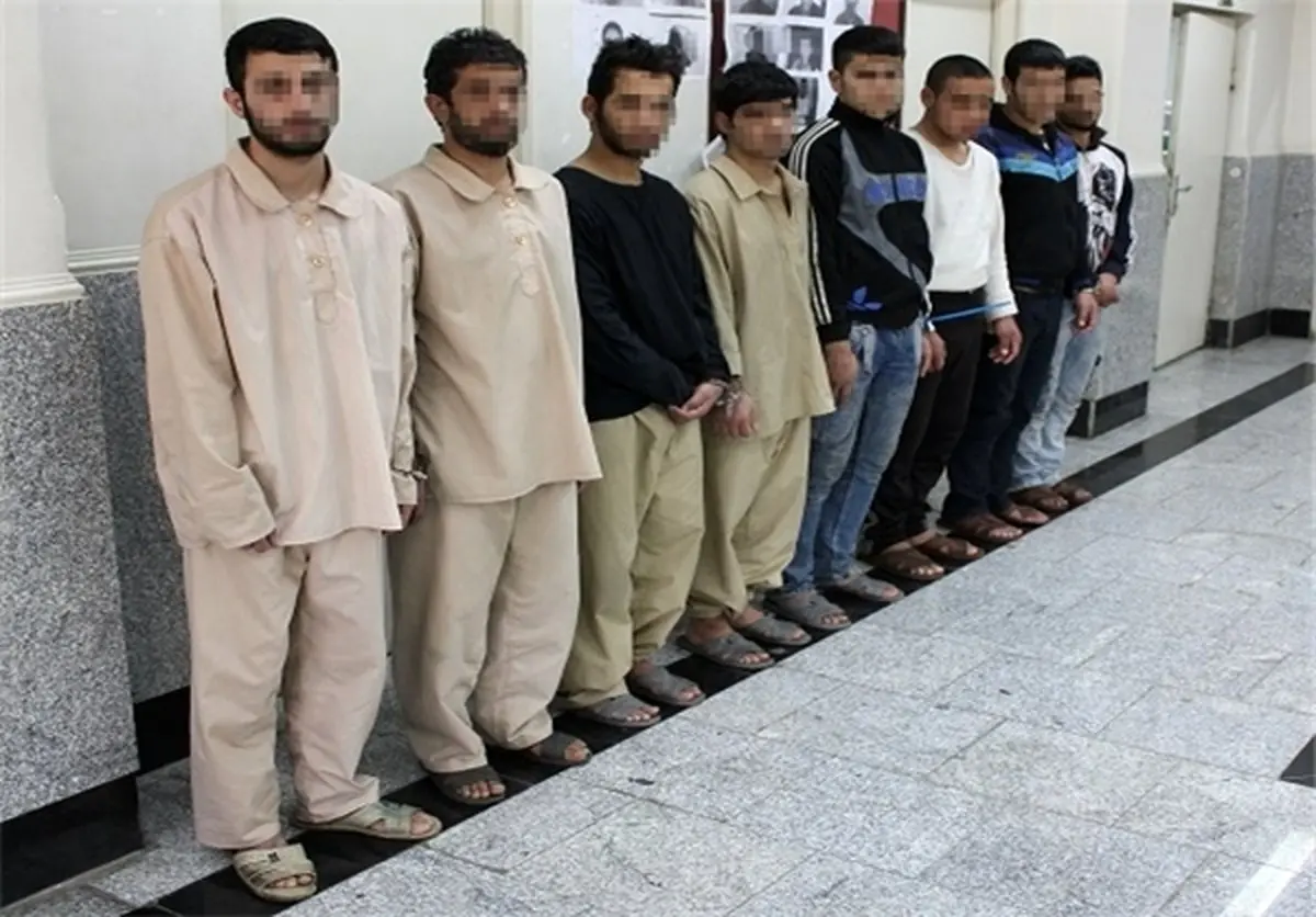 دستگیری موبایل قاپ‌های مناطق مرکزی تهران +عکس