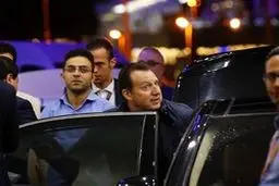  ویلموتس ایران را ترک کرد