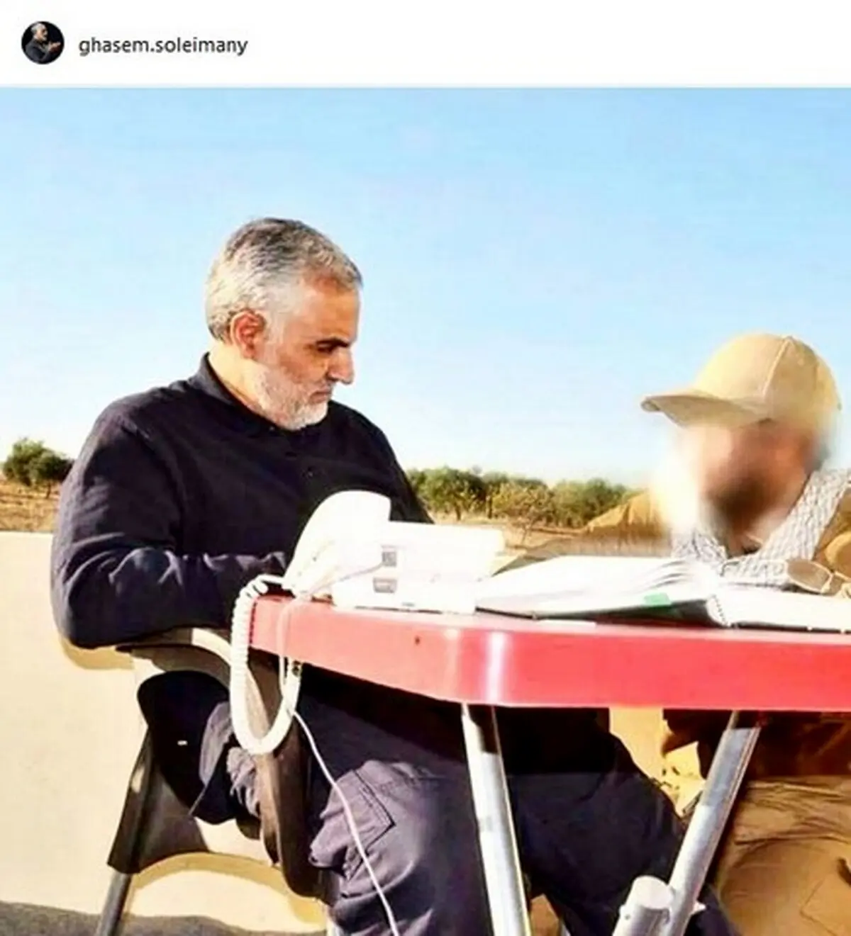 تصویری دیدنی از میز کار سردار سلیمانی