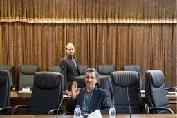احمدی‌نژاد بدنبال اخراج شدن/ مجمع تشخیص حکم اخراج را صادر می‌کند؟