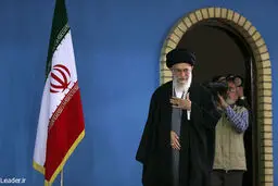 دیدار هزاران نفر از مردم قم با رهبر انقلاب/ تصاویر