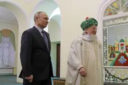 تصاویری از حضور ولادیمیر پوتین در مسجد