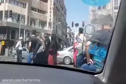 ببینید: اسکورت نخست وزیر ژاپن پس از دیدار با رهبر انقلاب