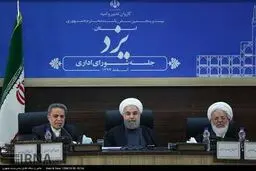 حضور روحانی در جلسه شورای اداری یزد/ تصاویر