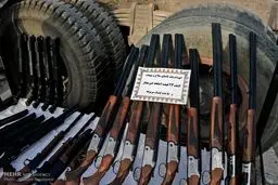 سلاح های عجیب کشف شده در کرمان!/عکس