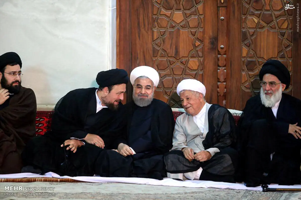 خوش و بش سه نفره هاشمی، روحانی و سیدحسن خمینی/ عکس