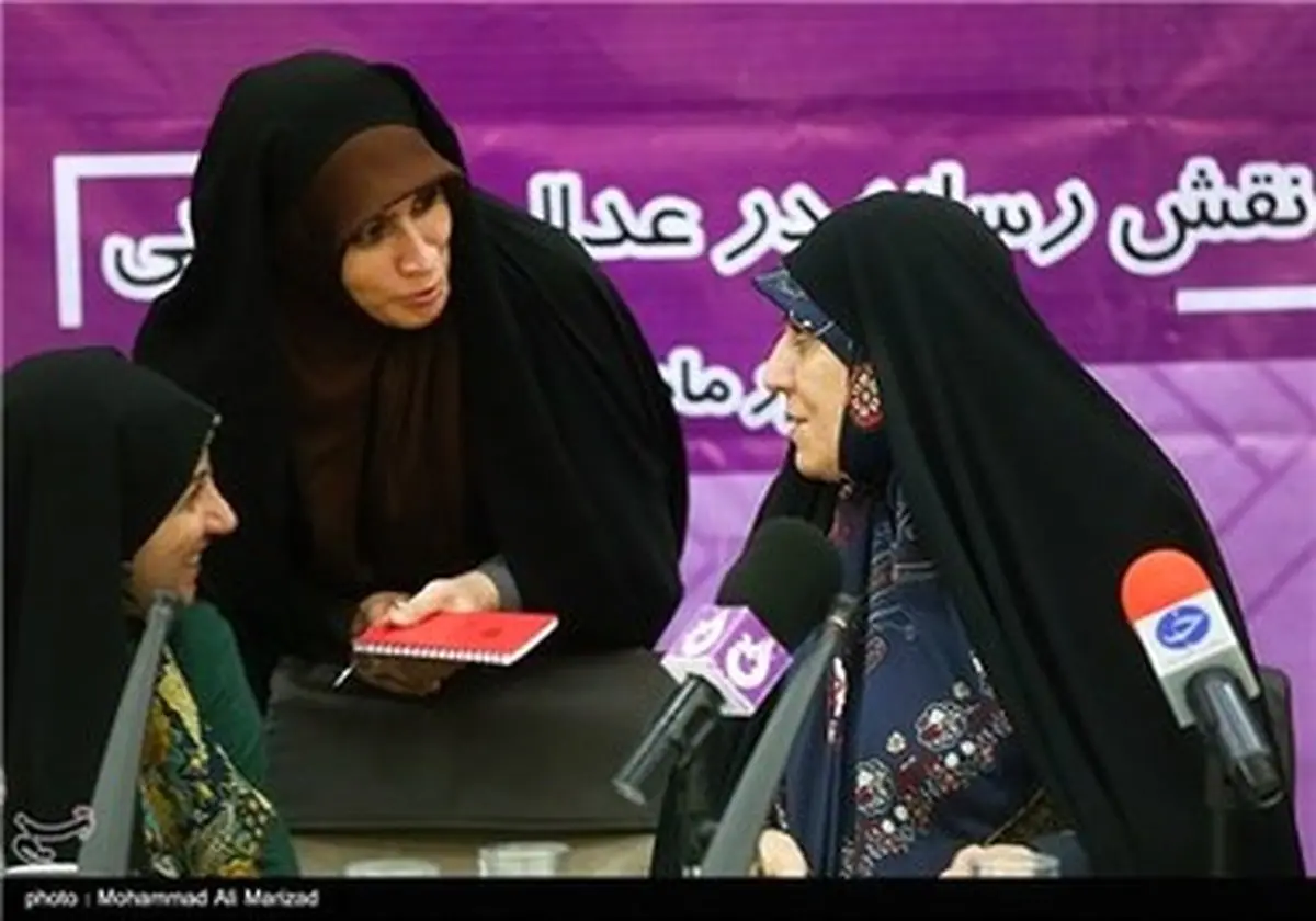 نشست معاون  روحانی با اصحاب رسانه/تصاویر