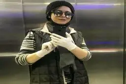 سلفی آسانسوری غزل شاکری