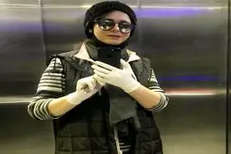 سلفی آسانسوری غزل شاکری