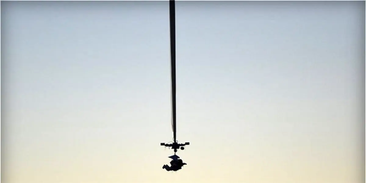 مدیر گوگل رکورد جهانی سقوط آزاد را شکست+عکس