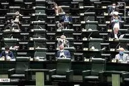 نگاهی به حواشی مصوبه اخیر مجلس برای اصلاح قانون انتخابات؛ عاقبت وقت‌نشناسی