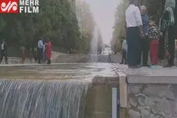 ببینید؛حضور گسترده مسافران نوروزی در باغ شاهزاده ماهان