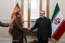 حواشی دیدار لاریجانی و همتای سرینلاکایی اش/تصاویر