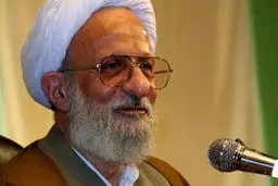 مصباح یزدی: اطاعت از ولی‌فقیه‌ مانند اطاعت از ائمه معصومین واجب است/ آیا همه مسئولان، این امر را باور دارند؟