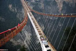 تصاویر/ مراحل ساخت طولانی‌ترین پل شیشه‌ای جهان