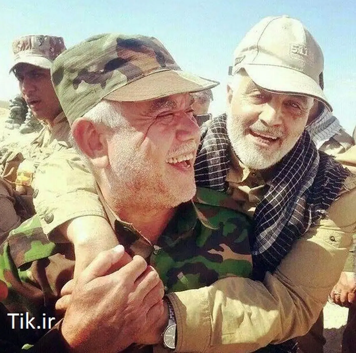 عکسی جالب از سردار سلیمانی و فرمانده سپاه بدر