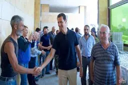 تصاویری متفاوت از بشار اسد و همسرش