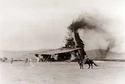 اولین تصویر فوران نفت در مسجد سلیمان / عکس