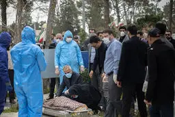 تدفین تحت تدابیر خاص پزشکی نماینده منتخب تهران + عکس
