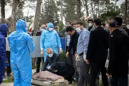 تدفین تحت تدابیر خاص پزشکی نماینده منتخب تهران + عکس