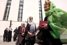گزارش رویترز از انتخابات ایران/ تصاویر
