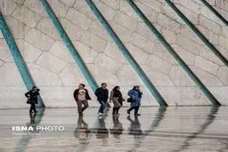 خلوت‌ترین لحظات شلوغ‌ترین خیابان تهران/تصاوير