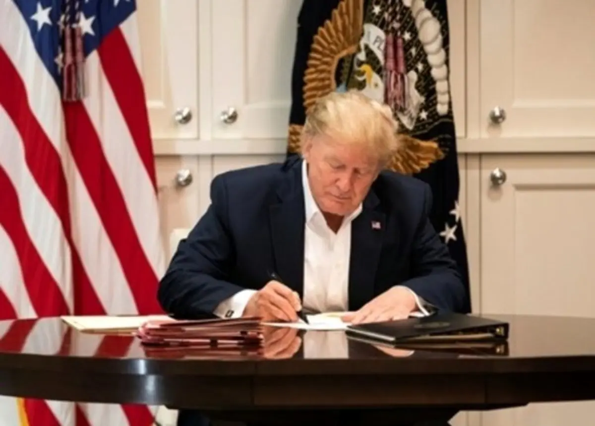 گاردین: ابتلای ترامپ به ویروس کرونا آخرین سورپرایز اکتبر است؟