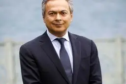 یک چهارم باشگاه آرسنال در دست این ایرانی است (+عکس)