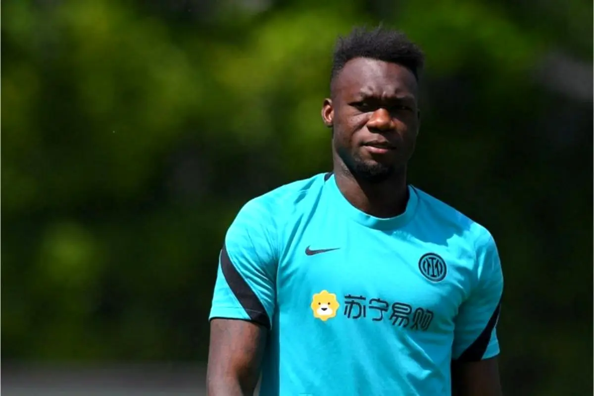 مهاجم منچسترسیتی از پرسپولیس زمان خواست!