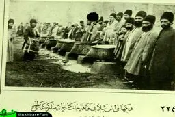 ناصرالدین شاه هم روز اربعین آش نذری می‌پخت/عکس