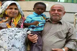 عکس: اقدام انسان دوستانه زائر ایرانی منا