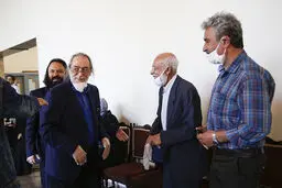 کمک مومنانه و هنرمندانه! + عکس