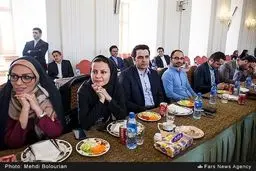 حاشیه‌های جذاب قدردانی ظریف از خبرنگاران/ تصاویر