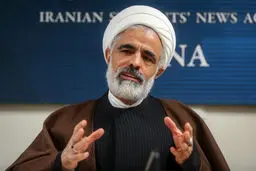 معاون پارلمانی رئیس‌جمهور: صدا و سیما رقیب روحانی شده است