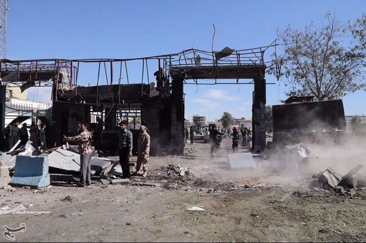 عکس/ ورودی اصلی ستاد فرماندهی ناجا بعد از عملیات تروریستی امروز