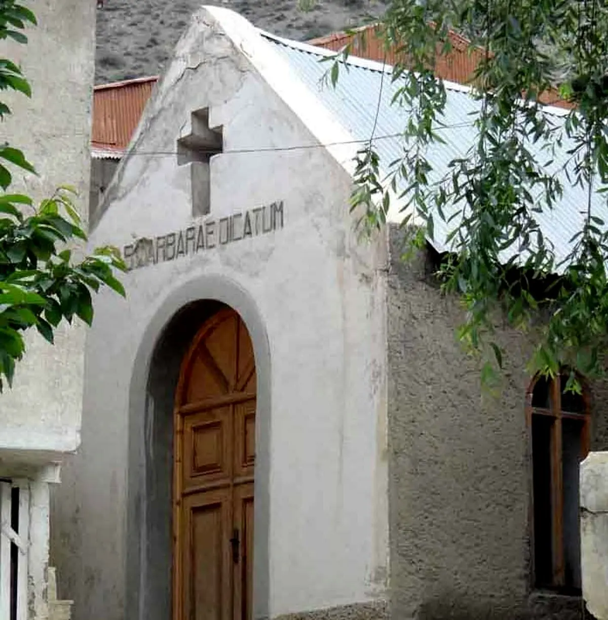 کوچکترین کلیسای جهان در ایران است، ولی کلیدش نیست/ عکس