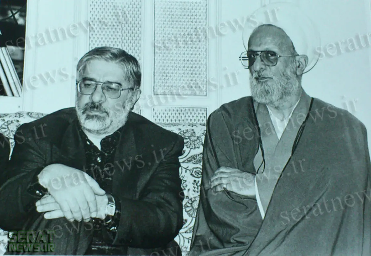میرحسین موسوی و مصباح یزدی در یک قاب/ عکس